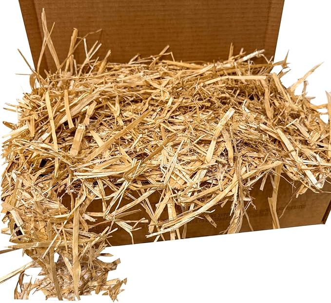 Blue Mountain Hay | Organic Bedding Straw (5 lb) | Natural Pet Bedding & Insulation for Rabbits, Guinea Pigs, Goats, Chickens, Stray & Feral Cats, and Small Animal Shelters-PawvioPets
