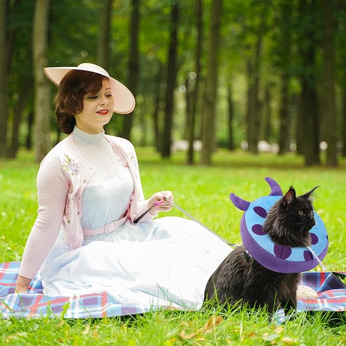 Adjustable Cat Collar Soft to Stop Licking After Surgery for Kitten, Alternative to Cone of Shame, Donut Cone for Cats, Pet Elizabethan Collar (Monster, Small)-PawvioPets