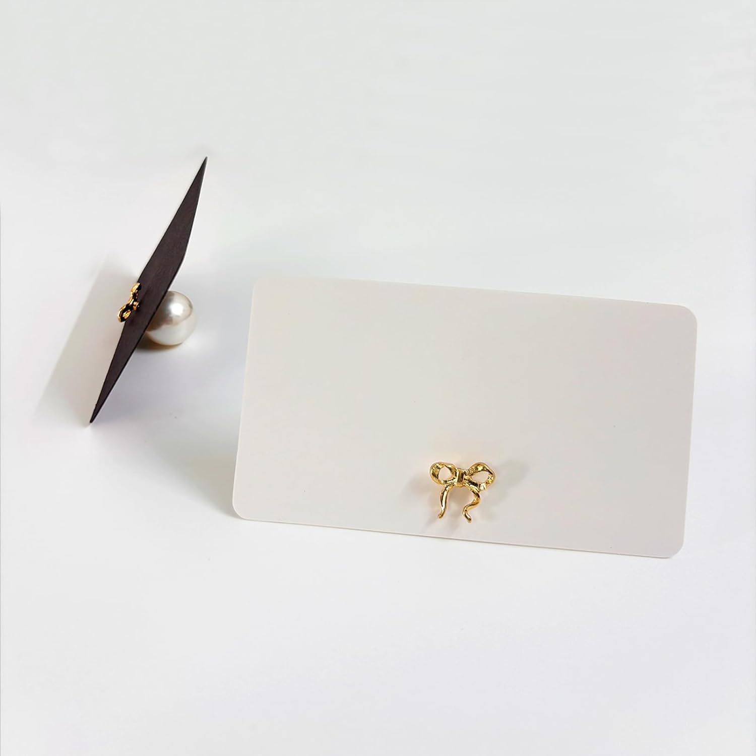 26Pcs Decorative Bow Place Card Holders Bulk Gold Name Card Stands Set Photo Holders for Wedding Birthday Party,Table Place Cards, Food Signs，Name Tag