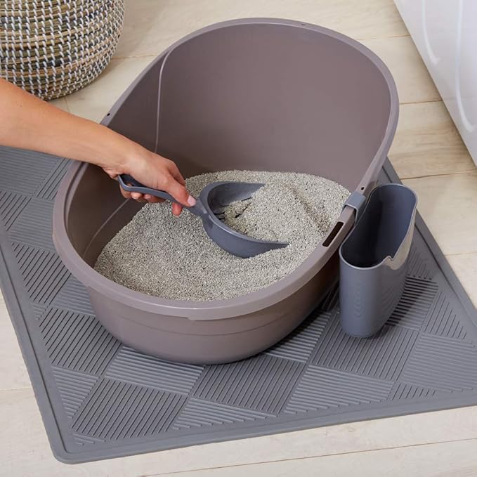 Amazon Basics Durable Litter Scoop for Cat Litter Box, with Holder, Efficient Scooper-PawvioPets