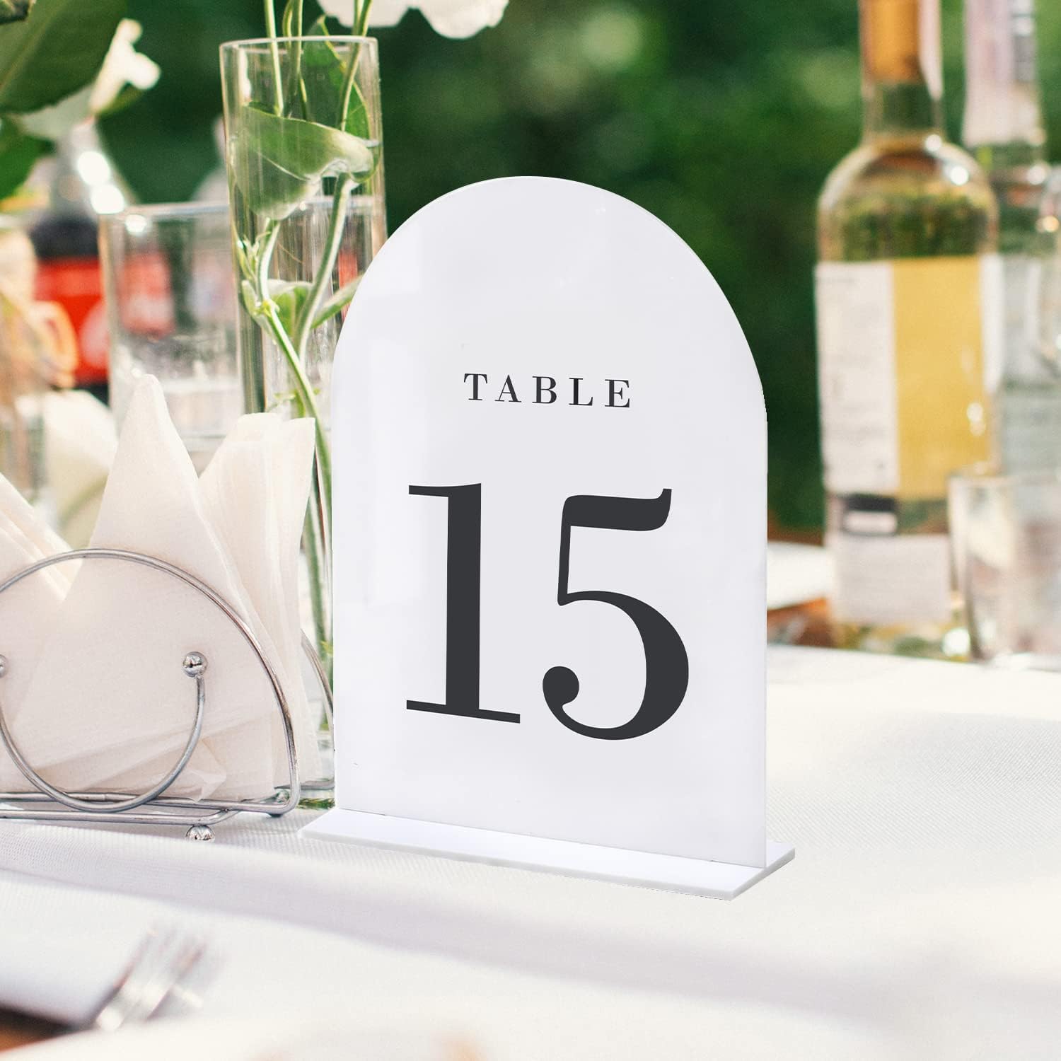 UNIQOOO White Arch Wedding Table Numbers with Stands 1-20, 5x7" Acrylic Signs and Holders, Perfect for Centerpiece, Reception, Decoration, Party, Anniversary, Event