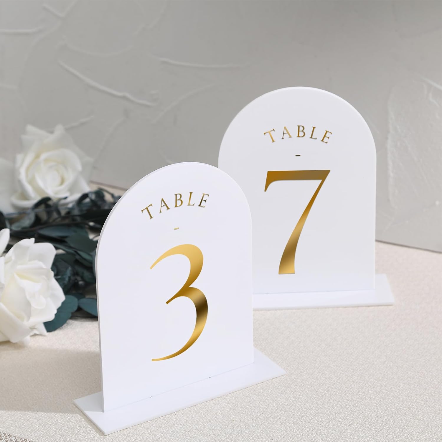 UNIQOOO White Arch Wedding Table Numbers with Stands 1-15, Gold Foil Printed 5x7 Double sided Acrylic Signs and Holders, Perfect for Centerpiece, Reception, Decoration, Party, Anniversary, Event