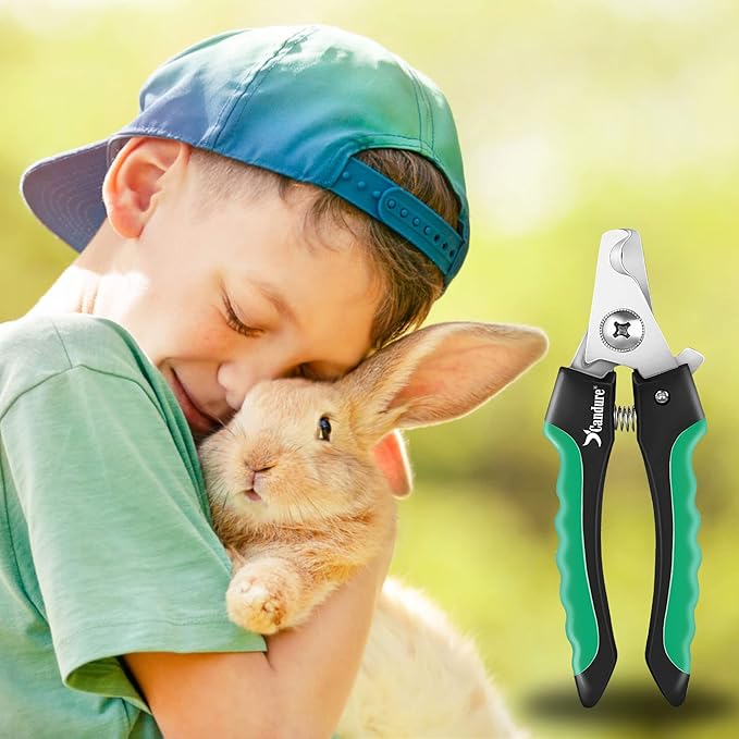 Candure Dog Nail Clippers Professional Pet Nail Clipper Suitable for Cats, Rabbits and Guinea Pigs - Safety Lock/Protective Guard to Avoid Over Cutting (Green, Medium to Small)-PawvioPets