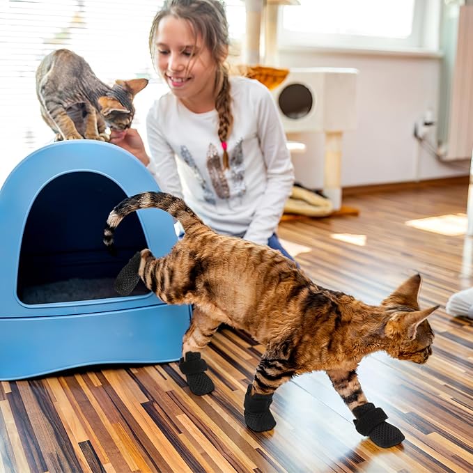 Cat Booties to Prevent Scratching: 4pcs AntiScratch Cat Claw Covers for Feeding Medicine, Pet Grooming, Bathing Shaving Checking, and Nail Trimming, Black Pet Shoes Socks Caps Mittens Paw Protector M-PawvioPets