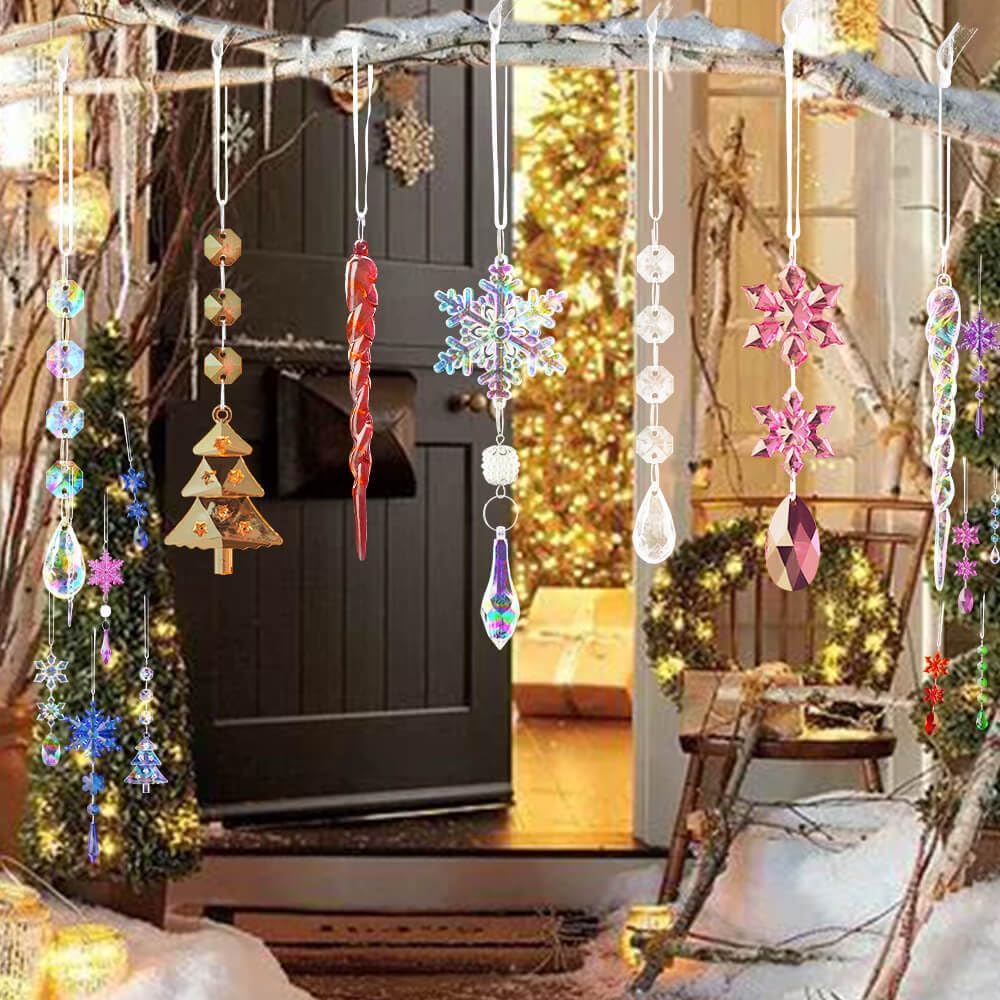 Lanpn 26pcs Christmas Ornaments Crystal Christmas Tree Decoration, Hanging Clear Acrylic Snowflake Icicle Drop Pendants for Xmas Winter Outdoor Indoor Party Decoration Red