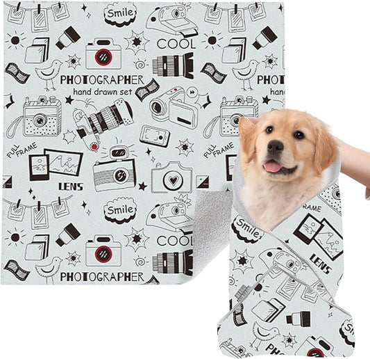 Cat Grooming Wrap, [XXL] Cat Restraint Wrap for Nail Clipping, Ear Cleaning, and Teeth Brushing, Self-Adherent, Anti-Bite, Anti-Scratch, Anti Scratch-PawvioPets