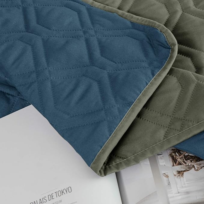 Ameritex Waterproof Dog Bed Cover Pet Blanket for Furniture Bed Couch Sofa Reversible-PawvioPets