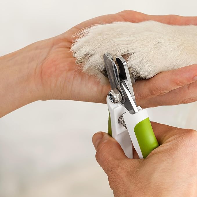 Dog Nail Clippers with Safety Guard - Pet Nail Clippers for Medium and Small Breed - Protective Nail Cutter, Safe Claw Trimmer, Ergonomic Toenail Scissors - Ebook Guide-PawvioPets