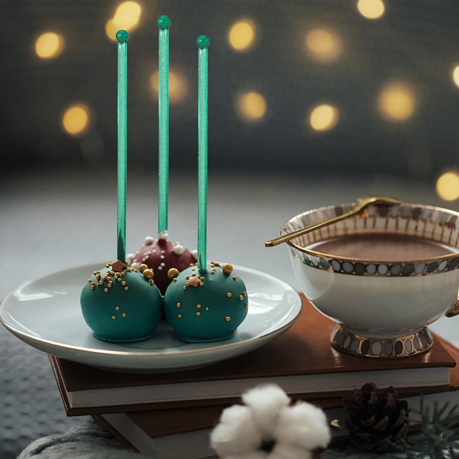 50-PCS Christmas Green Glitter Plastic Swizzle Sticks, Crystal Cake Pops, Cocktail Coffee Drink Stirrers, Stir Sticks for Christmas Party, 7.24 Inch