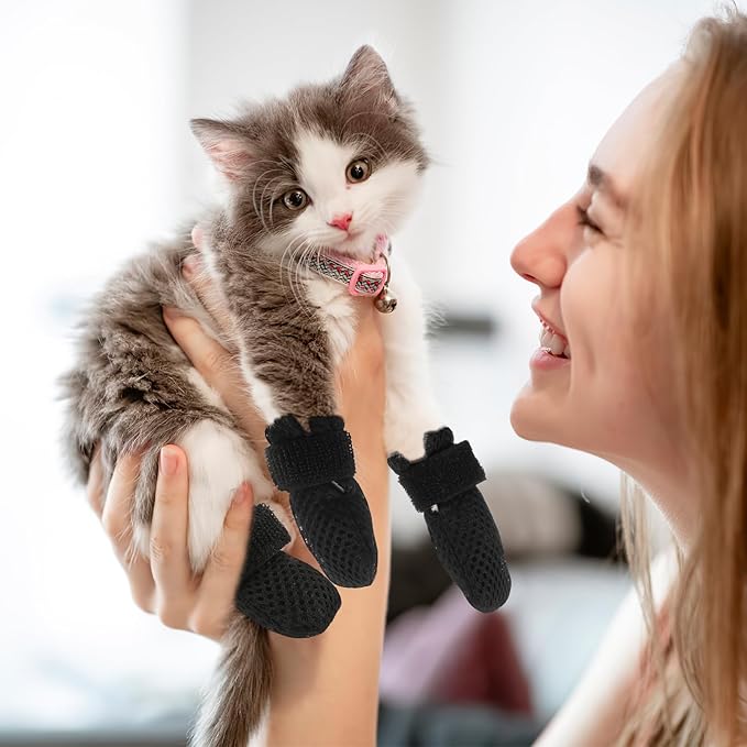 Cat Booties to Prevent Scratching: 4pcs AntiScratch Cat Claw Covers for Feeding Medicine, Pet Grooming, Bathing Shaving Checking, and Nail Trimming, Black Pet Shoes Socks Caps Mittens Paw Protector M-PawvioPets