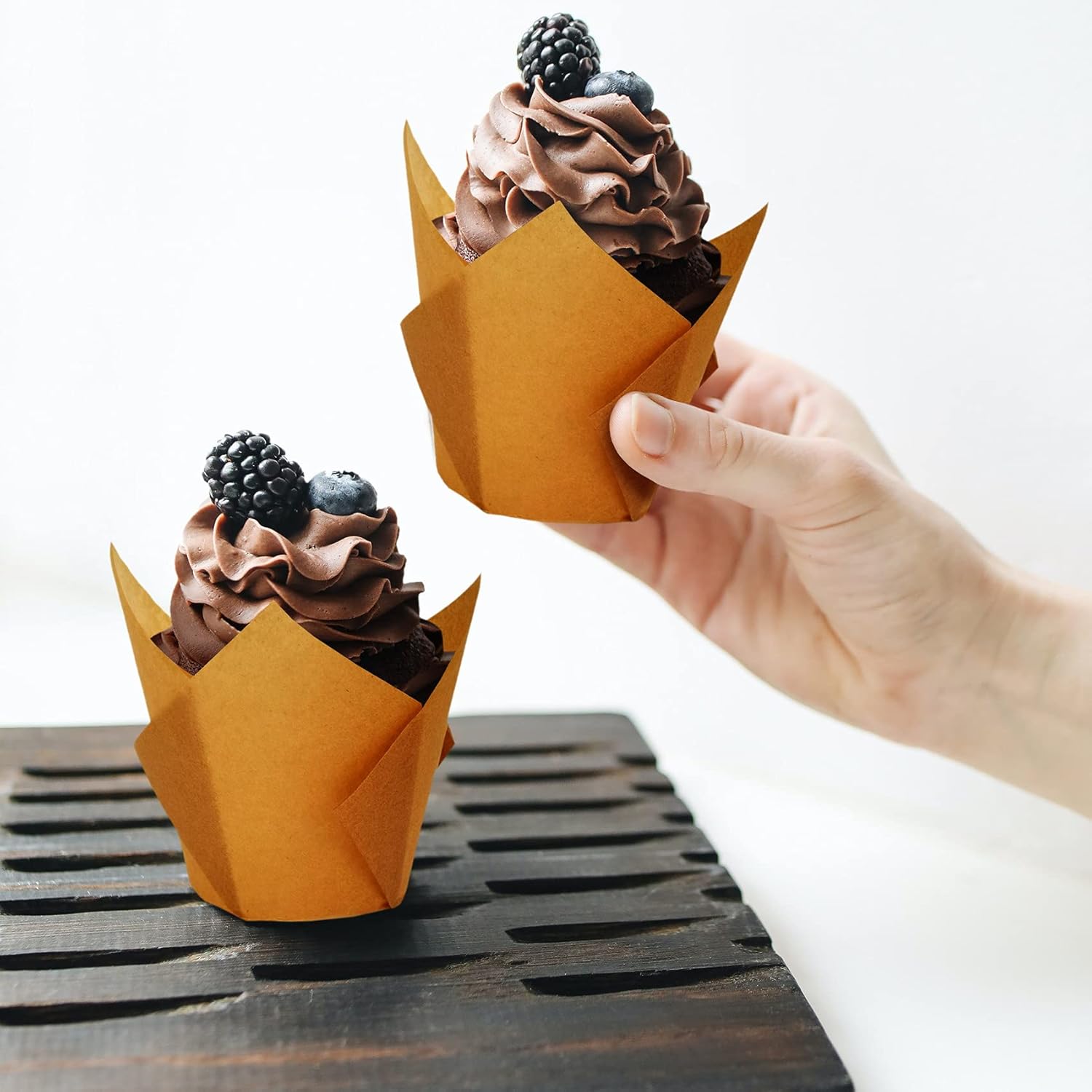 200pcs Tulip Cupcake Liners, Standard Greaseproof Paper Baking Cups Muffin Liners Holders Perfect for Bridal Showers, Baby Showers, Birthday Parties, Banquets, and Catering Events (Brown)