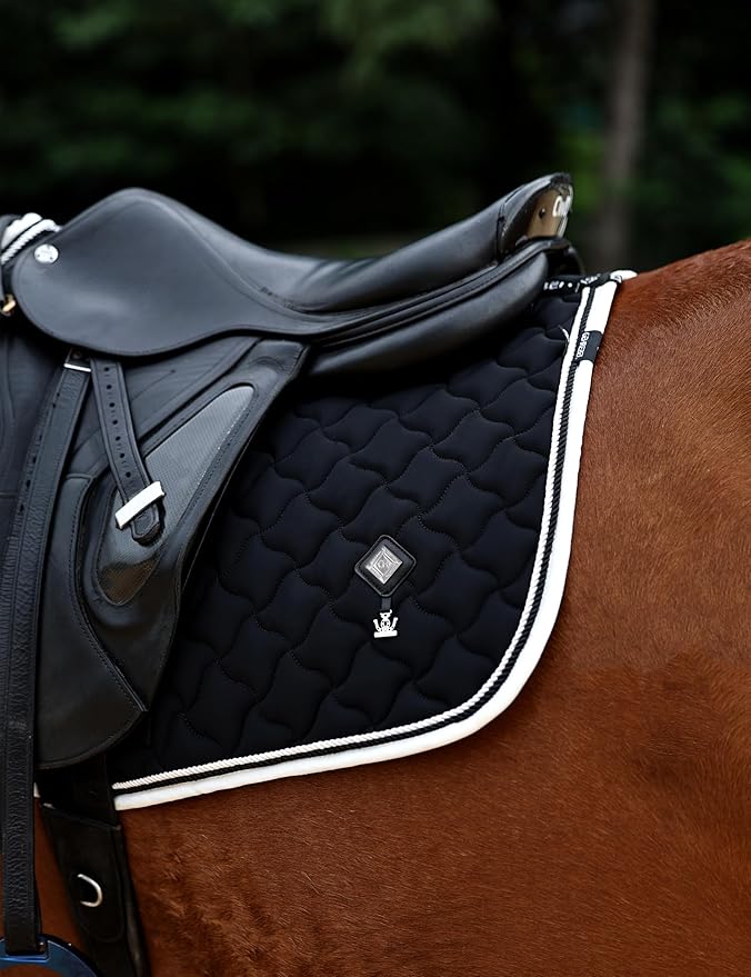 Close Contact Non-Slip Design Horse Riding Pad Moisture-Wicking Shock Absorbing English Saddle Pad for Horses-PawvioPets