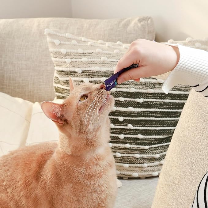 Ark Naturals, Kiss Me-Ow Lickable Tuna, 2 oz-PawvioPets