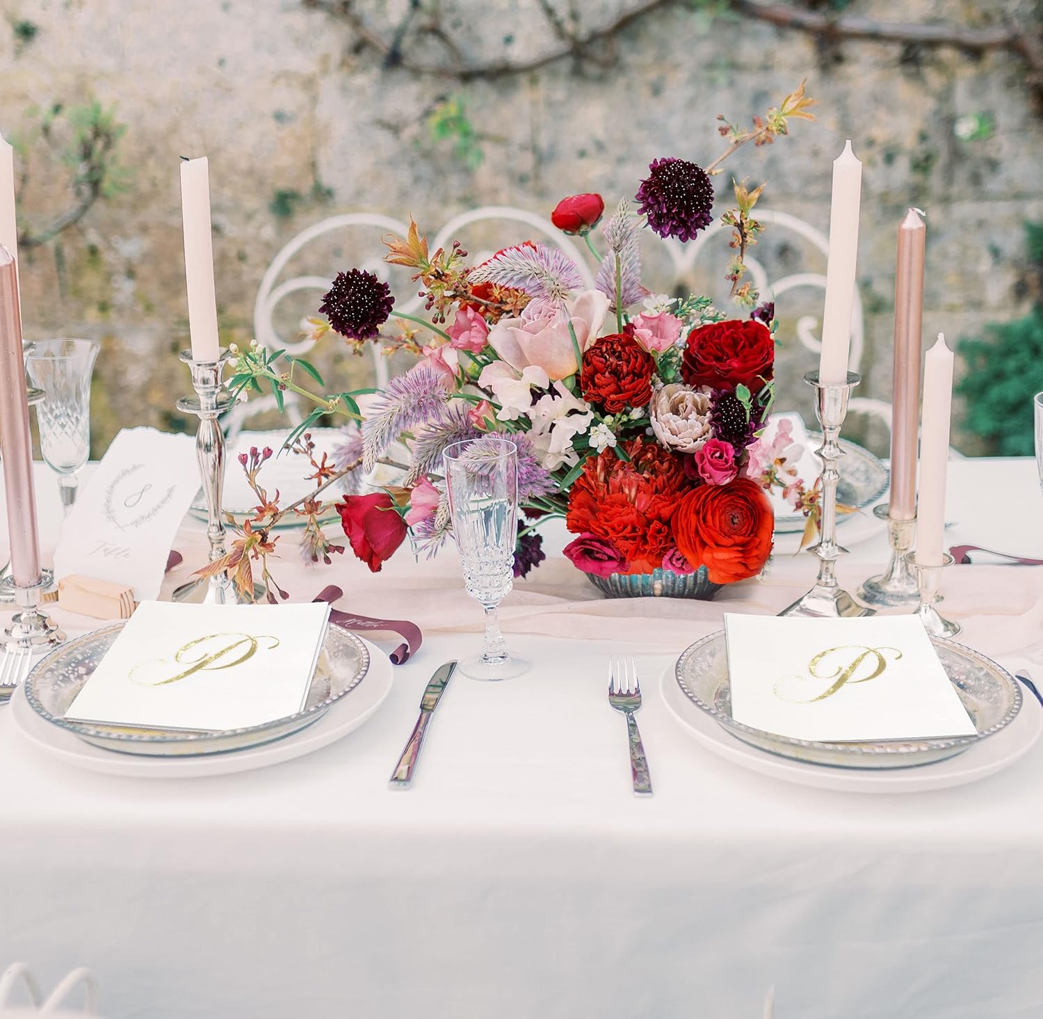 Gift Boutique - 100 Gold Monogram Cocktail Napkins Letter P Disposable Paper Pack Elegant Metallic Golden Foil Hand Napkin for Powder Room Wedding Holiday Birthday Party Baby Shower Decorative Towels