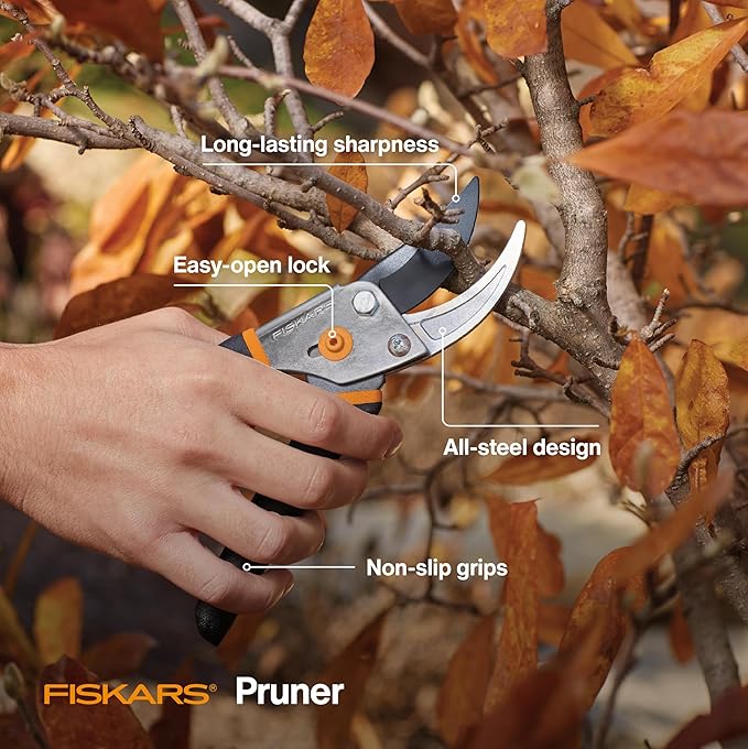 Fiskars Bypass Pruning Shears, 5/8-Inch Cut Capacity Garden Clippers, Gardening Scissors with Sharp, Rust Resistant Steel Blade-PawvioPets