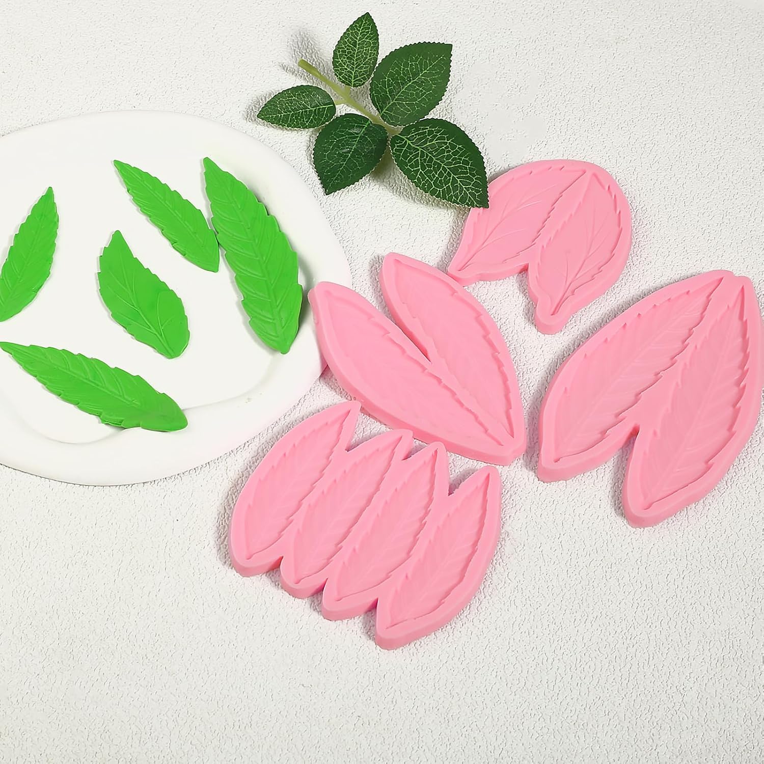4 Pcs Fern Leaf Cake Decoration Fondant Molds, Multi-Size Leaf Silicone Molds for Baking Cookies, Candies, Chocolate, Dough, Gum, Flower Paste, DIY Resin Clay Plaster Pendant Crafts Reusable