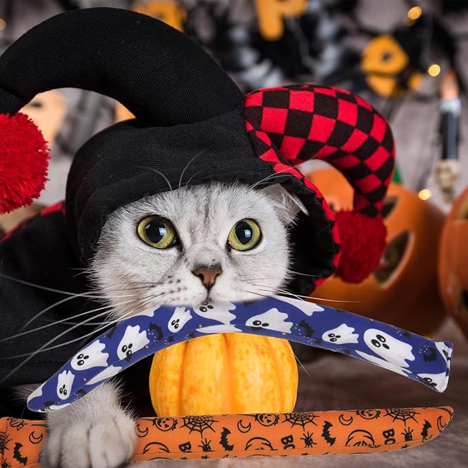 EXPAWLORER Halloween Cat Toys, 4 pcs Soft Pillow Catnip Toys with Bells Inside, Interactive Bite Resistant Fish Shape Kicker Toys for Indoor Kitten Playing-PawvioPets