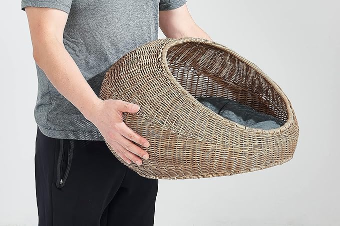 D+GARDEN Wicker Cat Bed Dome for Medium Indoor Cats - a Covered Cat Hideaway Hut of Faux Rattan Houses Pets in Dome Basket, Washable-PawvioPets